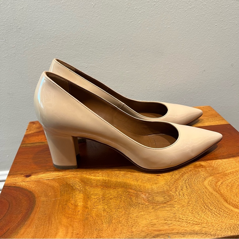 Aquatalia pastel pink  color Patent Leather pumps Size 7.5.